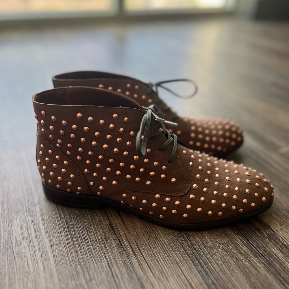 Matiko Rose Gold Studded Brown Leather Bootie, size 9